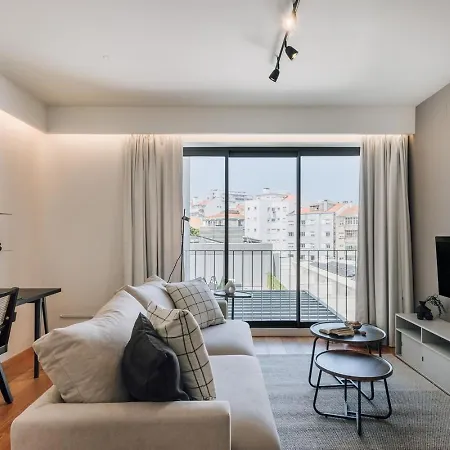 Akya - 2 Bedrooms In Arroios * Lisboa