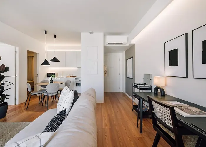 Akya - 2 Bedrooms In Arroios 아파트 *